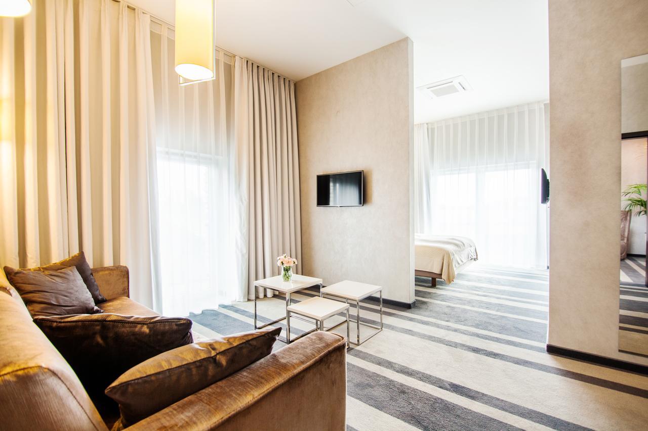 Edels Hotel Chelm Ngoại thất bức ảnh