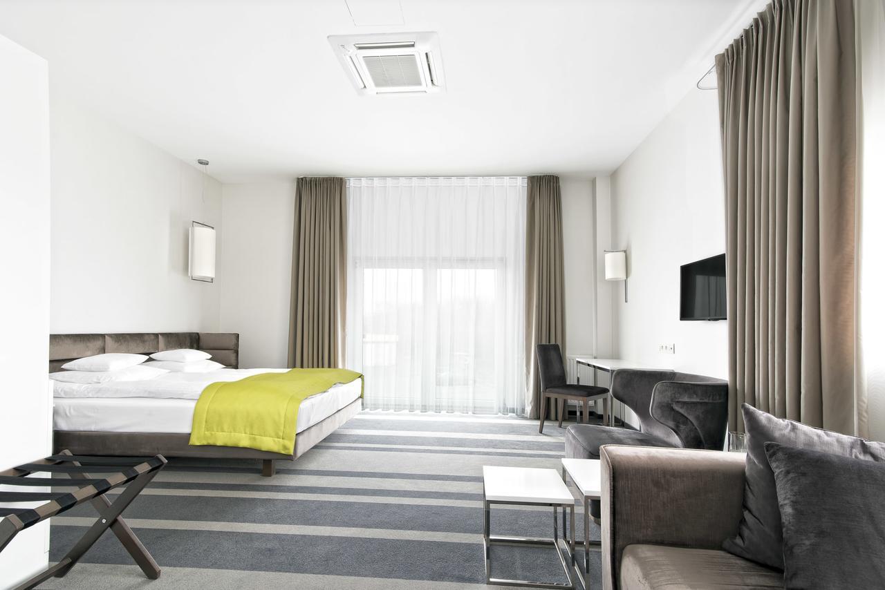 Edels Hotel Chelm Ngoại thất bức ảnh